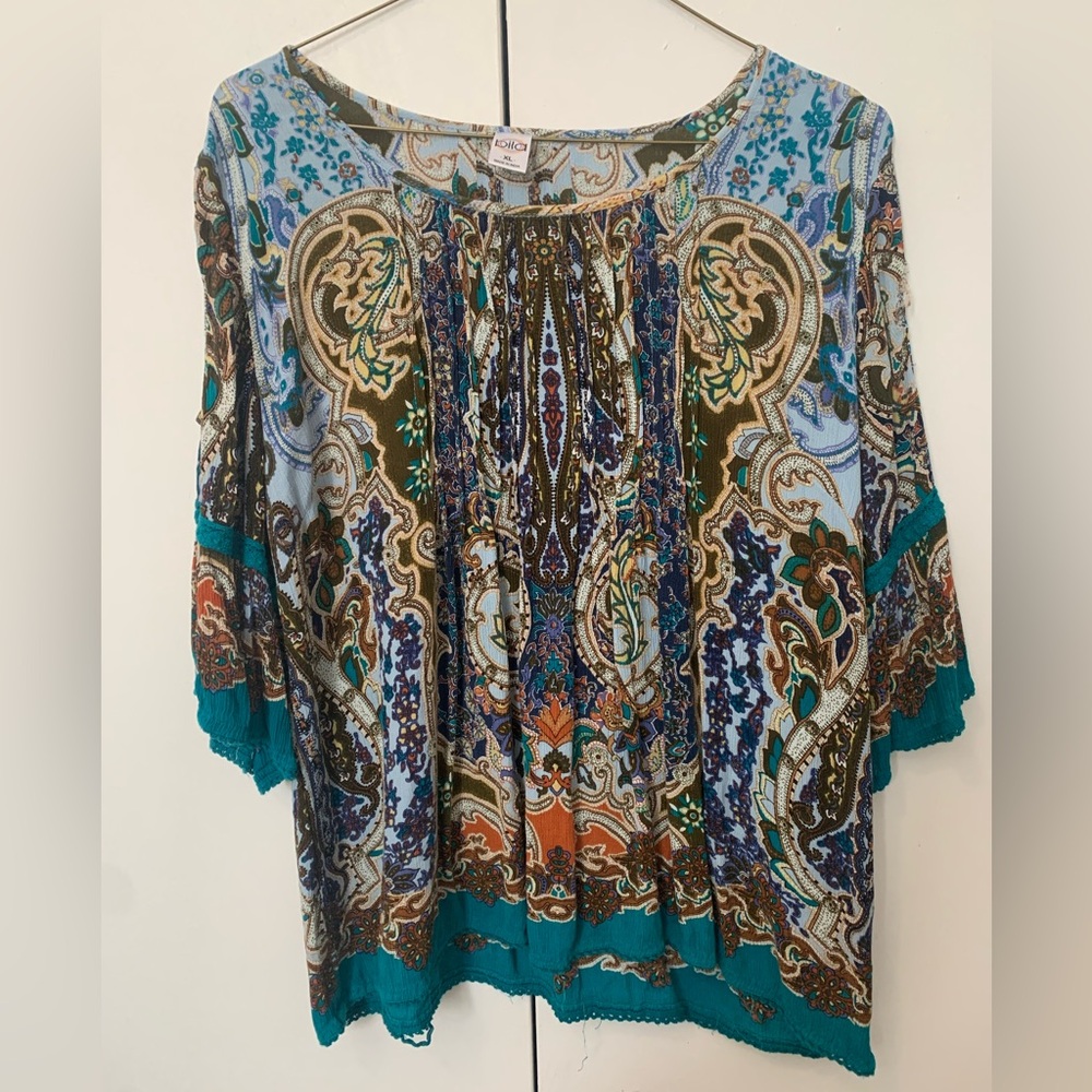 Bila Paisley Floral 3/4 Flutter Sleeve Blouse